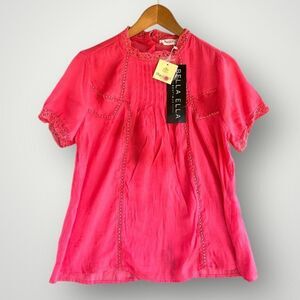 Pink Lace-Trim Short Sleeve Blouse